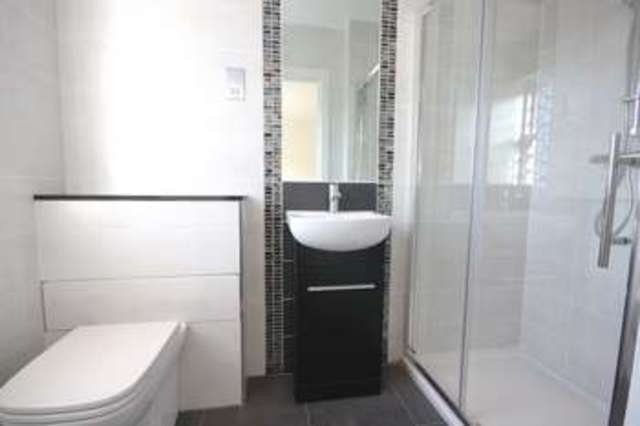  Image of 3 Bedroom Mews  To Rent at Beckenham Kent Beckenham, BR3 5HR