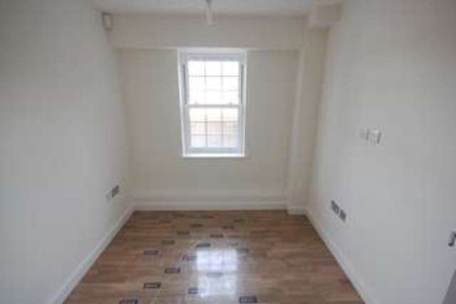  Image of 3 Bedroom Mews  To Rent at Beckenham Kent Beckenham, BR3 5HR