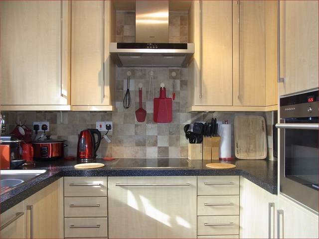  Image of 2 Bedroom Terraced  For Sale at Artesian Grove  New Barnet, EN5 5HU