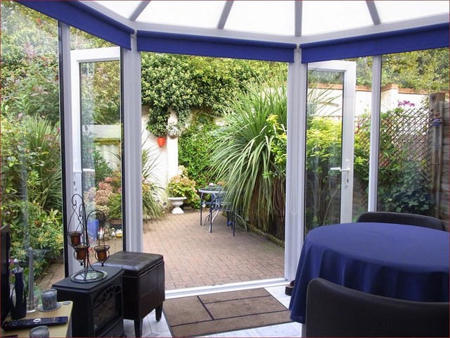  Image of 2 Bedroom Terraced  For Sale at Artesian Grove  New Barnet, EN5 5HU