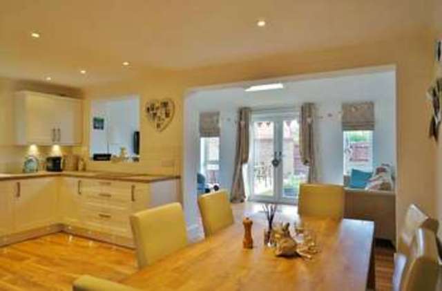  Image of 4 Bedroom Detached  For Sale at Abingdon, OX14 1XQ