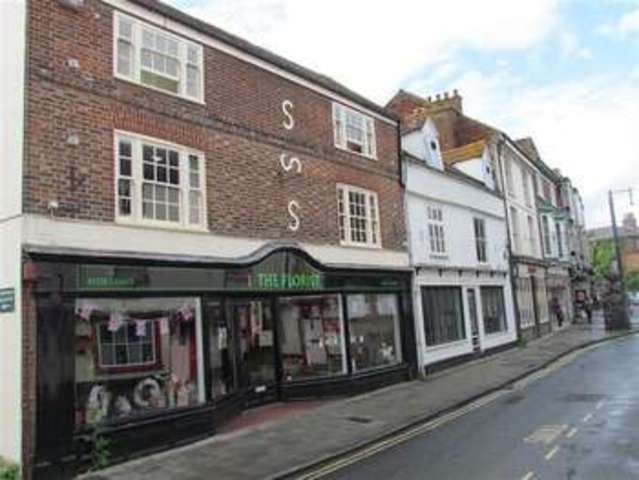  Image of 2 Bedroom Apartment  To Rent at Abingdon-on-Thames, OX14 3QH