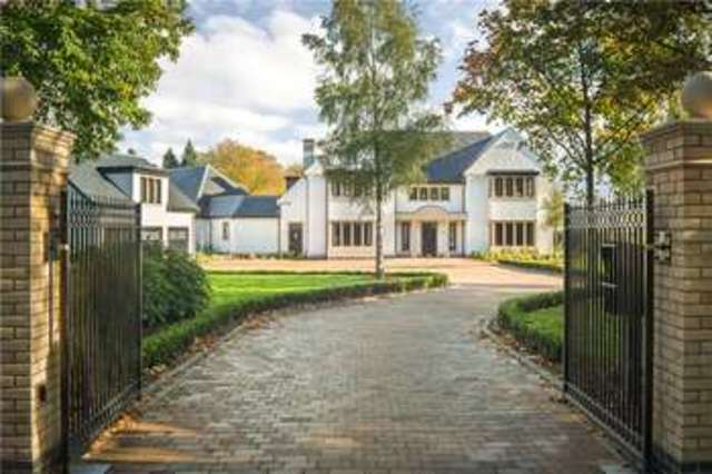  Image of Detached  For Sale at Stanmore Middlesex Stanmore, HA7 3JG