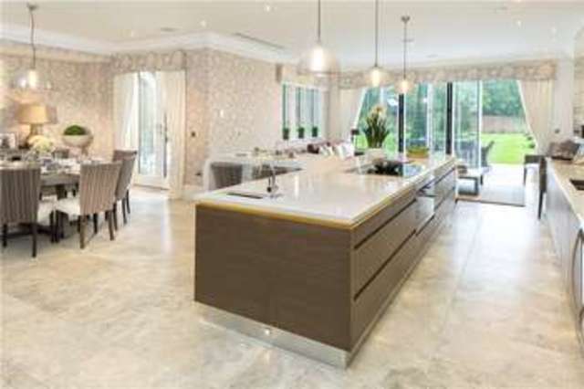  Image of Detached  For Sale at Stanmore Middlesex Stanmore, HA7 3JG