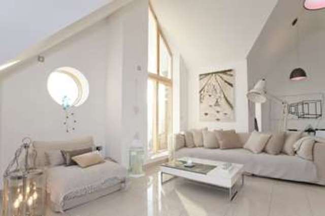  Image of 2 Bedroom Flat  For Sale at Boscombe Bournemouth Hampshire, BH5 1LE