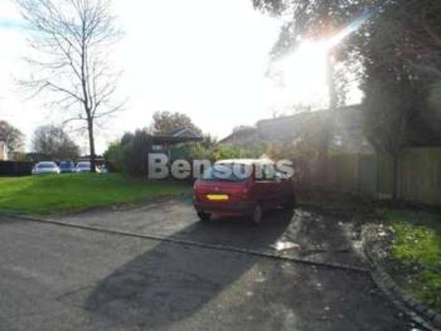  Image of 3 Bedroom Terraced  To Rent at Brandsfarm way, Randlay, Telford, TF3 2JJ