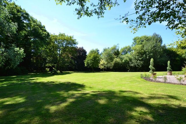  Image of 5 Bedroom Detached  For Sale at Brownhill Lane Array New Longton, PR4 4SJ