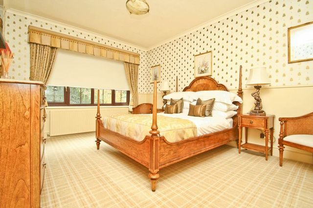  Image of 5 Bedroom Detached  For Sale at Brownhill Lane Array New Longton, PR4 4SJ