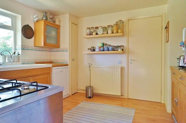 Image of 4 Bedroom Detached  For Sale at Burcot  Abingdon, OX14 3DH