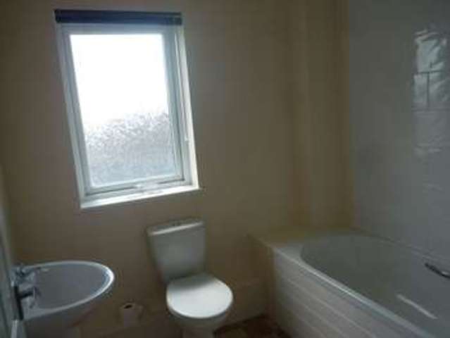  Image of 3 Bedroom Terraced  To Rent at Cae Gerddi Stop and Call Goodwick, SA64 0HH