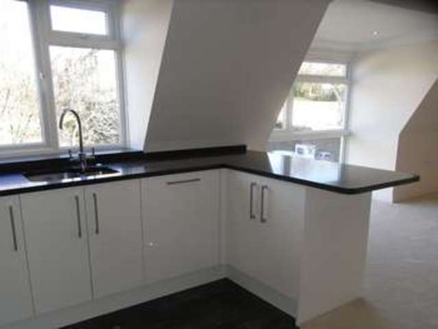  Image of 2 Bedroom Property  For Sale at Cat Hill East Barnet Barnet, EN4 8HF