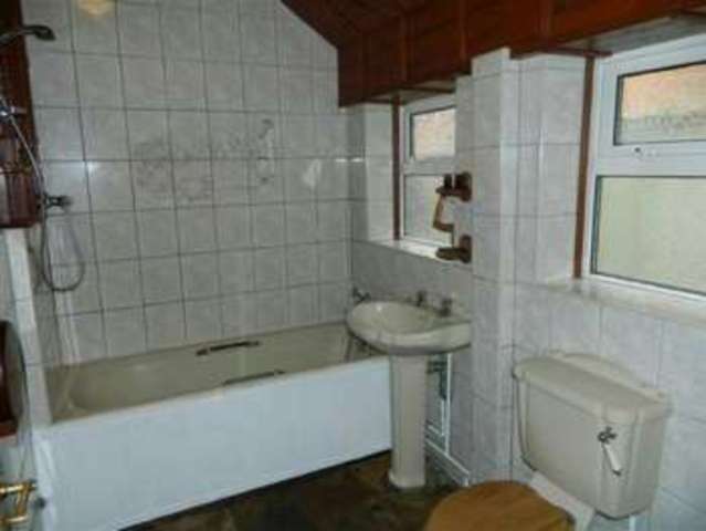  Image of 3 Bedroom Semi-Detached  For Sale at Charlton Avenue  Long Eaton, NG10 2BX