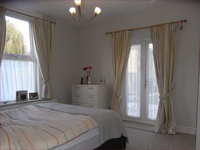  Image of 2 Bedroom Flat  For Sale at Chesterfield Road  Barnet, EN5 2RG