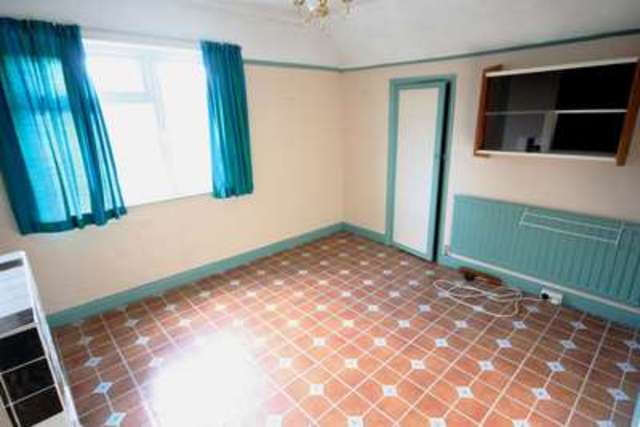  Image of 3 Bedroom Semi-Detached  For Sale at Coney Hall  West Wickham, BR4 9ES