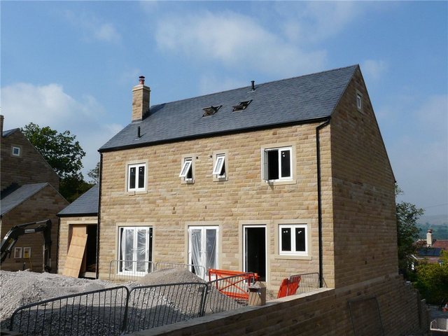  Image of 5 Bedroom Detached  For Sale at Ilkley West Yorkshire Ilkley, LS29 8TU