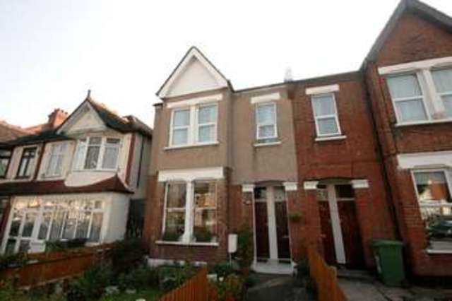  Image of 1 Bedroom Ground Flat  For Sale at Forest Hill London Forest Hill, SE23 2EX
