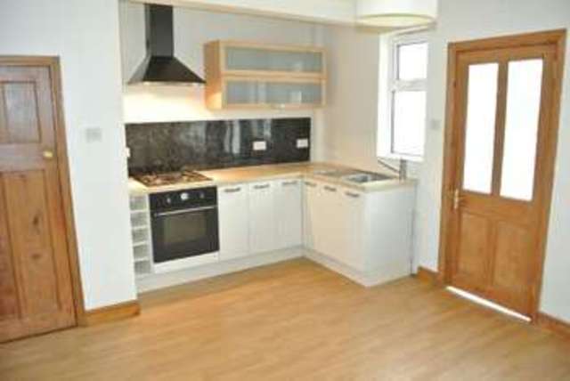  Image of 2 Bedroom Semi-Detached  For Sale at Collin Avenue  Nottingham, NG10 5JR