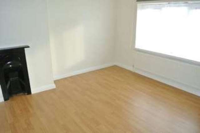  Image of 2 Bedroom Semi-Detached  For Sale at Collin Avenue  Nottingham, NG10 5JR
