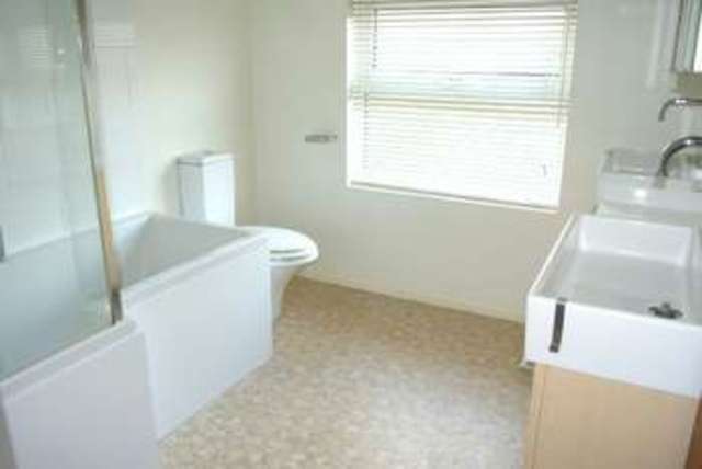  Image of 2 Bedroom Semi-Detached  For Sale at Collin Avenue  Nottingham, NG10 5JR