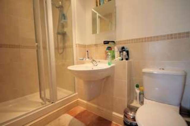  Image of 2 Bedroom Apartment  For Sale at Edgware Middx Edgware, HA8 8HU