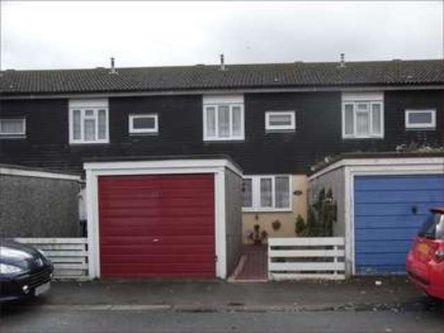  Image of 3 Bedroom Terraced  For Sale at Crocus Field  Barnet, EN5 2UB