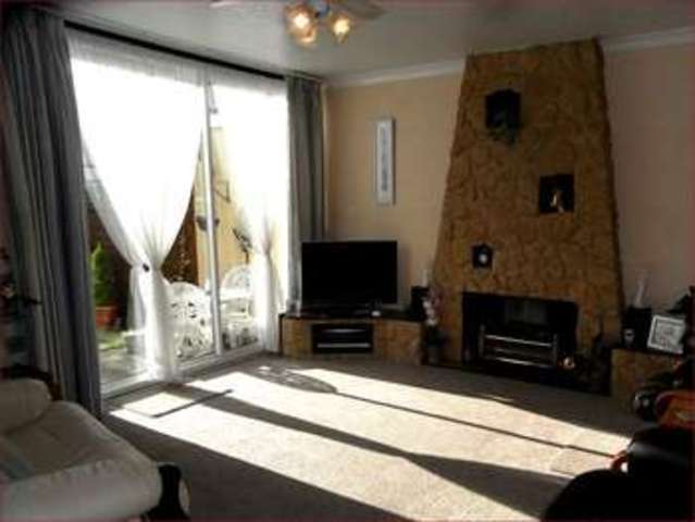  Image of 3 Bedroom Terraced  For Sale at Crocus Field  Barnet, EN5 2UB