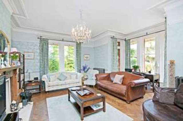  Image of 6 Bedroom Detached  For Sale at Curdridge Southampton Hampshire, SO32 2BD