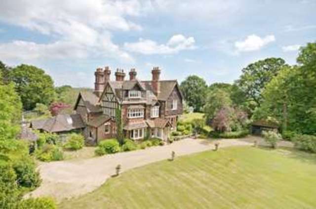  Image of 6 Bedroom Detached  For Sale at Curdridge Southampton Hampshire, SO32 2BD