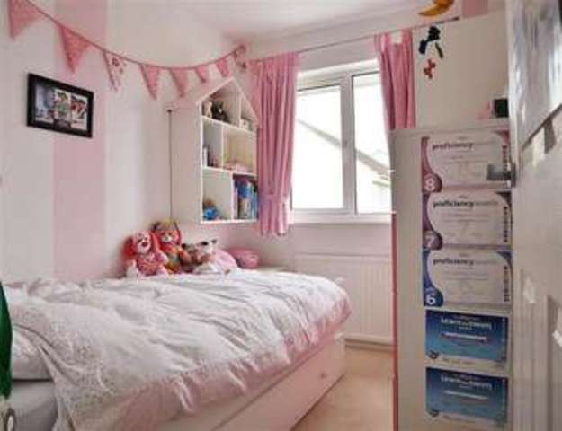  Image of 3 Bedroom Semi-Detached  For Sale at Abingdon, OX14 3UL