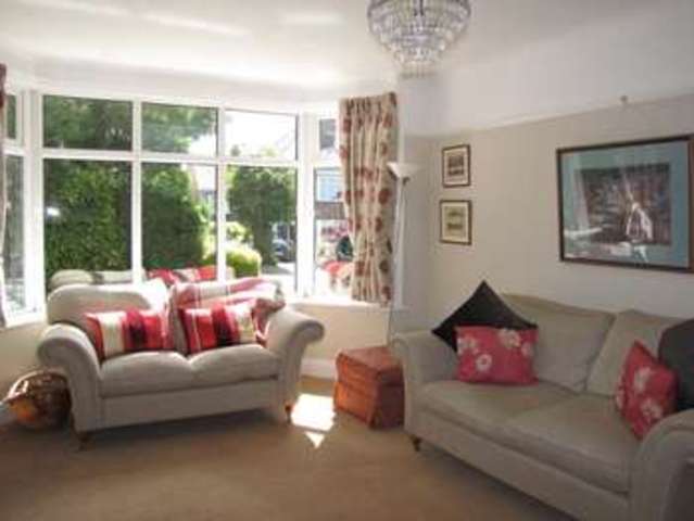  Image of 4 Bedroom Detached  For Sale at Drayton Portsmouth Hampshire, PO6 2AN