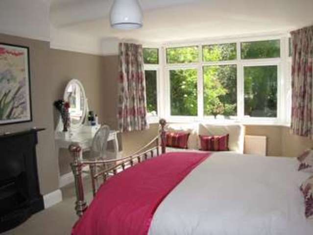  Image of 4 Bedroom Detached  For Sale at Drayton Portsmouth Hampshire, PO6 2AN