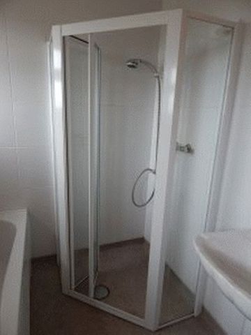  Image of 2 Bedroom Flat  To Rent at Scleddau Fishguard, SA65 9QT