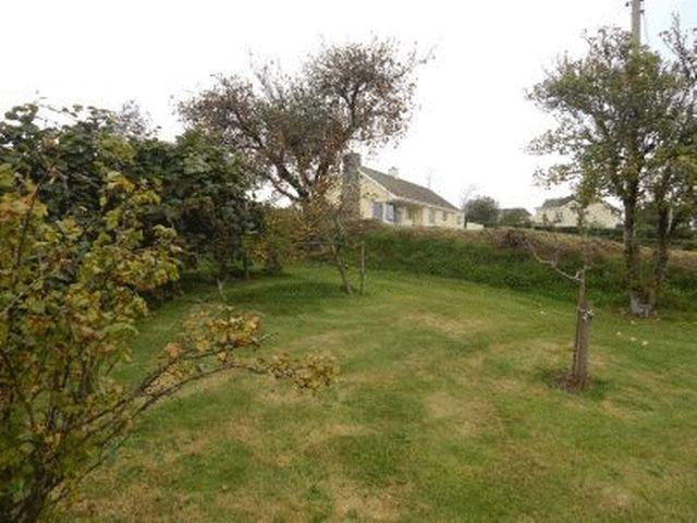  Image of 2 Bedroom Flat  To Rent at Scleddau Fishguard, SA65 9QT