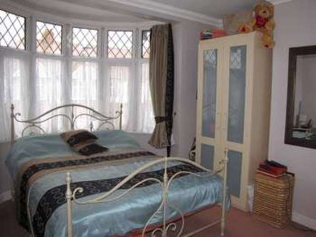  Image of 3 Bedroom End Of Terrace  For Sale at East Cosham Portsmouth Hampshire, PO6 2NG