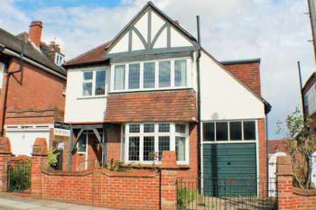  Image of 4 Bedroom Detached  For Sale at East Cosham Portsmouth Hampshire, PO6 2JR