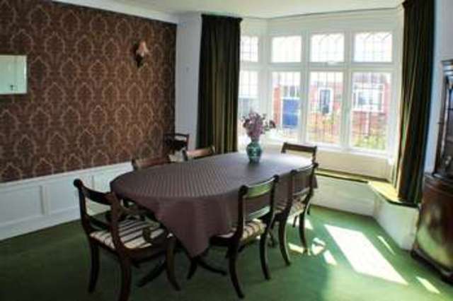  Image of 4 Bedroom Detached  For Sale at East Cosham Portsmouth Hampshire, PO6 2JR