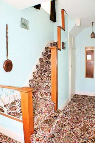  Image of 4 Bedroom Detached  For Sale at East Cosham Portsmouth Hampshire, PO6 2JR