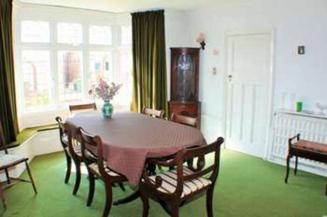  Image of 4 Bedroom Detached  For Sale at East Cosham Portsmouth Hampshire, PO6 2JR