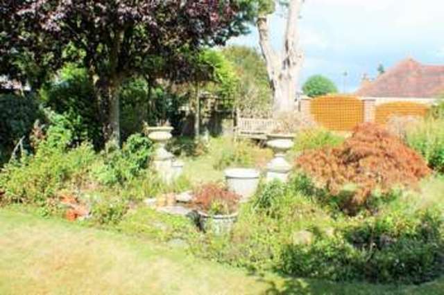  Image of 4 Bedroom Detached  For Sale at East Cosham Portsmouth Hampshire, PO6 2JR