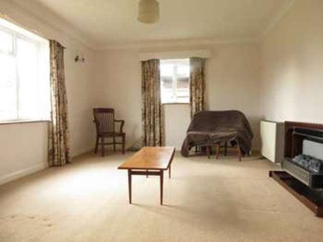  Image of 3 Bedroom Detached  For Sale at Upper Basildon  Reading, RG8 8NY