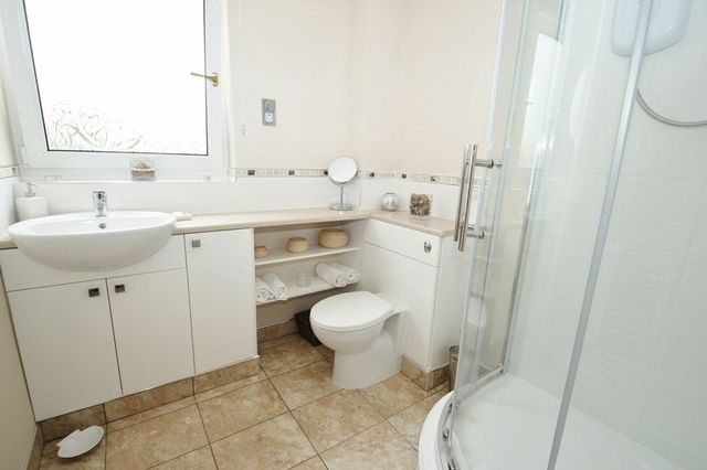  Image of 5 Bedroom Property  For Sale at Erskine Street  Alloa, FK10 2AX