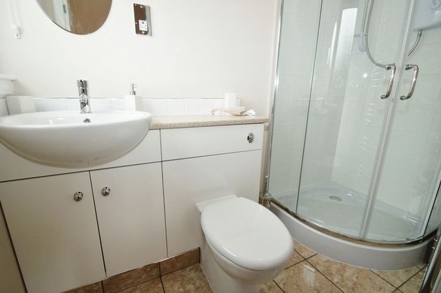  Image of 5 Bedroom Property  For Sale at Erskine Street  Alloa, FK10 2AX