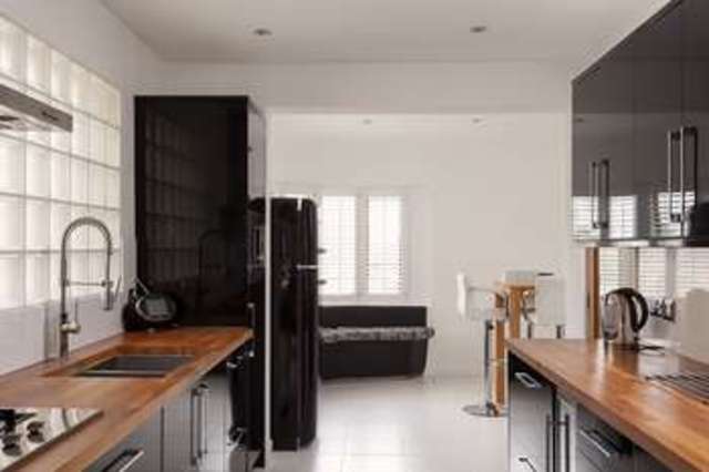  Image of 4 Bedroom Detached  For Sale at Farlington Portsmouth Hampshire, PO6 1AA