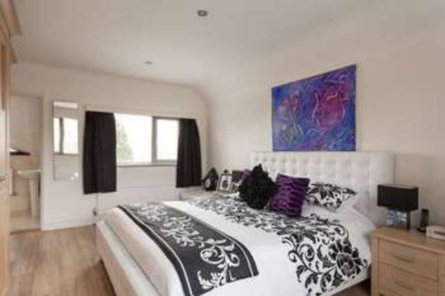  Image of 4 Bedroom Detached  For Sale at Farlington Portsmouth Hampshire, PO6 1AA