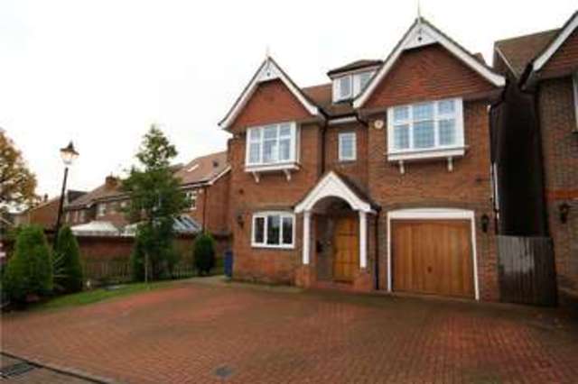  Image of 6 Bedroom Detached  For Sale at Stanmore Middx Stanmore, HA7 4PY