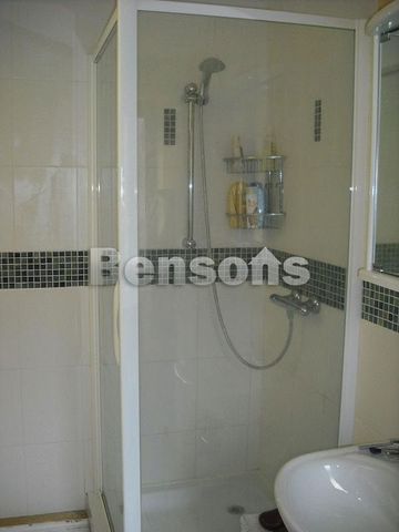  Image of 4 Bedroom Detached  To Rent at Golfa Close Middletown Welshpool, SY21 8EZ