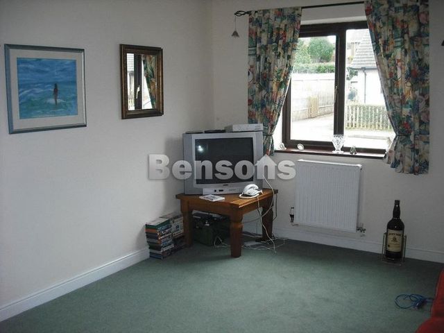  Image of 4 Bedroom Detached  To Rent at Golfa Close Middletown Welshpool, SY21 8EZ