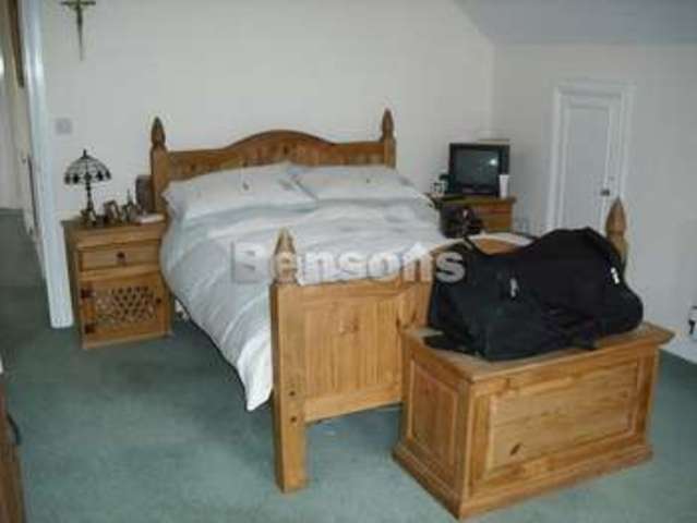  Image of 4 Bedroom Detached  To Rent at Golfa Close Middletown Welshpool, SY21 8EZ
