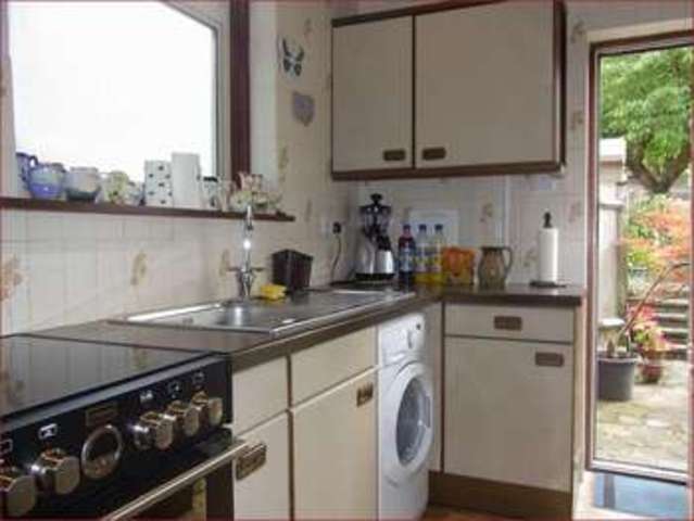  Image of 3 Bedroom Semi-Detached  For Sale at Grasvenor Avenue  BARNET, EN5 2DB