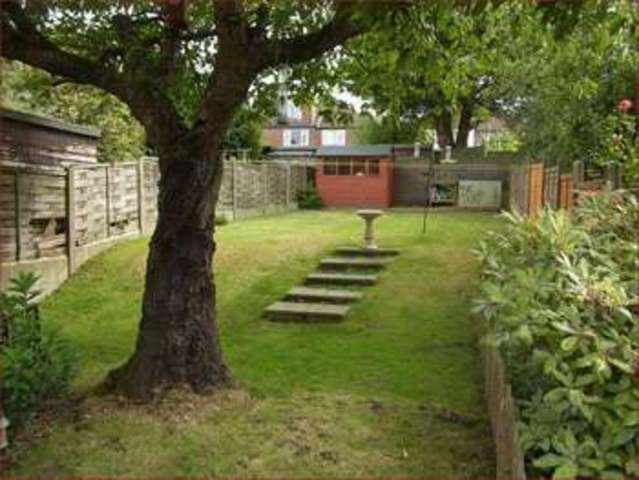  Image of 3 Bedroom Semi-Detached  For Sale at Grasvenor Avenue  BARNET, EN5 2DB